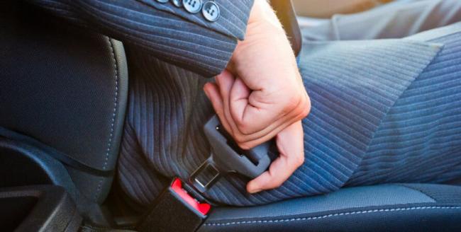 Авось обойдется: 74% водителей по Украине не пользуются ремнями безопасности
