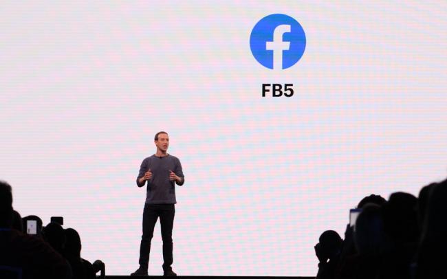 Власти США через суд потребовали от Facebook отказаться от Instagram и WhatsApp