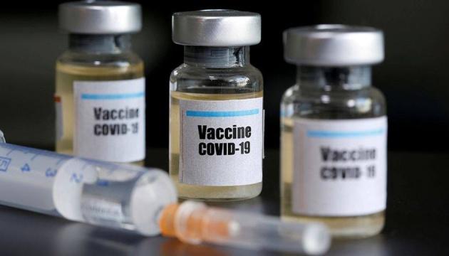COVID-вакцинация в Украине: в 2021 году планируют привить до 50% населения