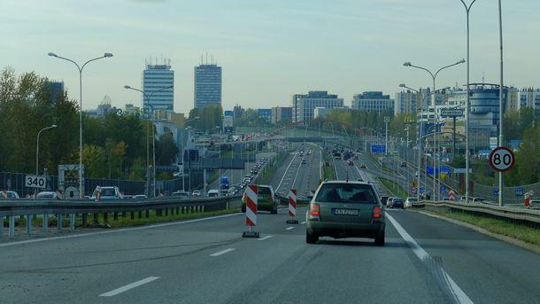Сколько будет стоить проезд по платным дорогам: Кабмин Украины принял решение